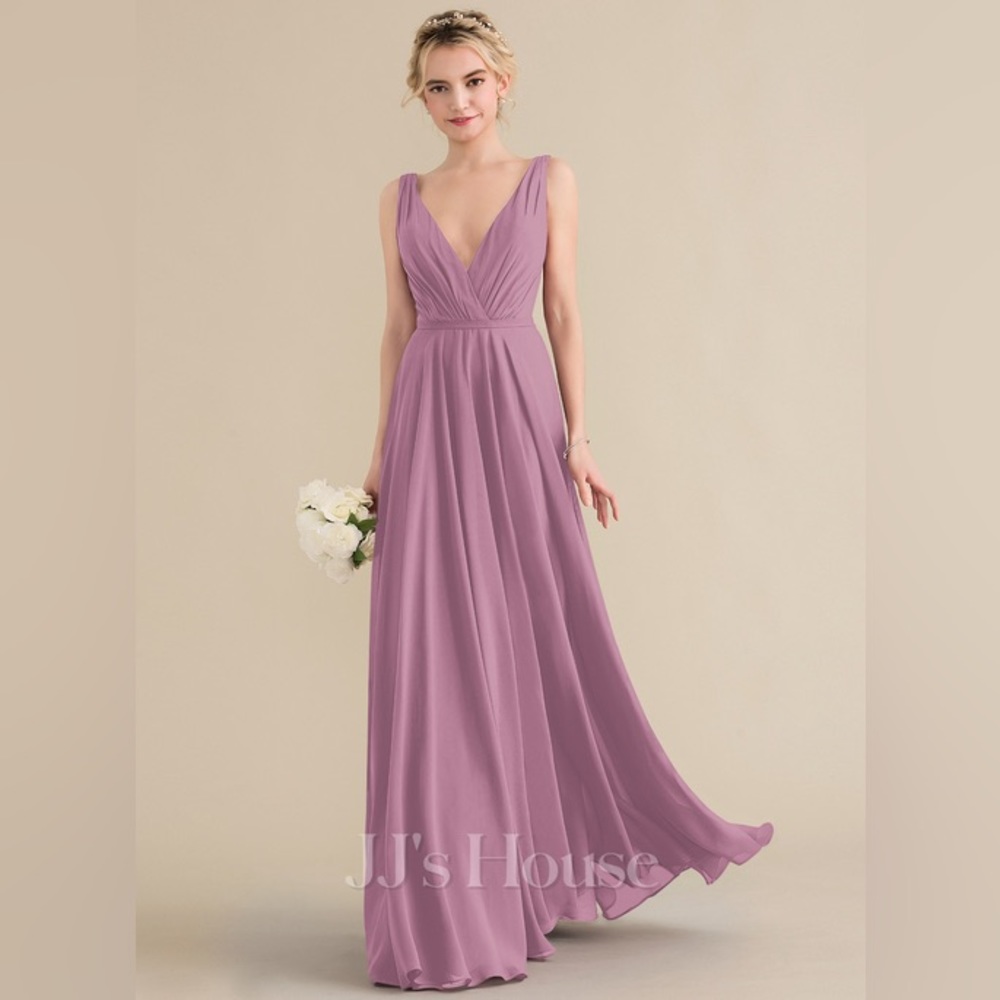 A-line V-Neck Floor-Length Chiffon Maxi Dress JJ house new with tags never worn